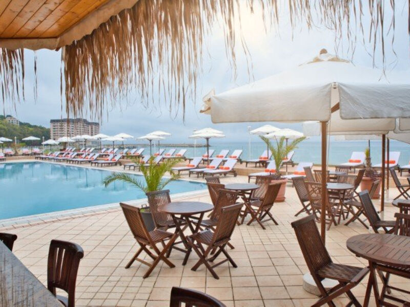 Sunny Day Resort - Palace