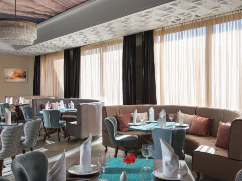 Sunny Day Resort - Palace