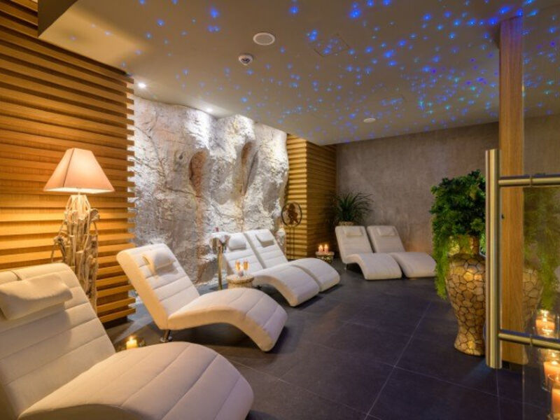 Sunny Day Resort - Palace