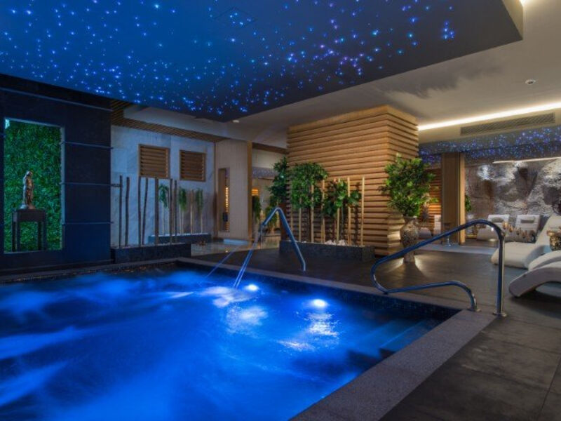 Sunny Day Resort - Palace