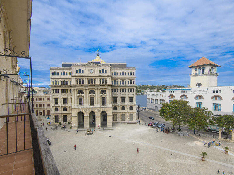 Palacio De Los Corredores