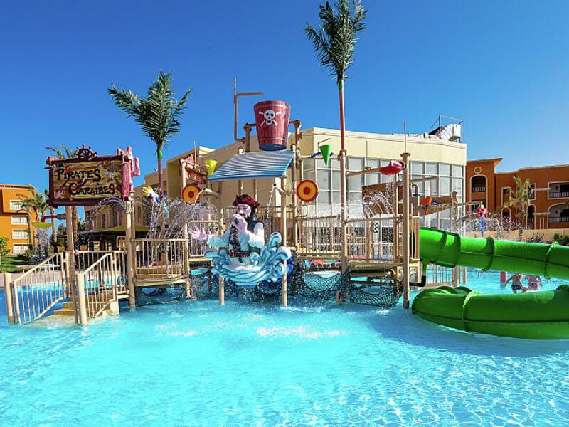 Funtazie klub Palm de Soma by Caribbean