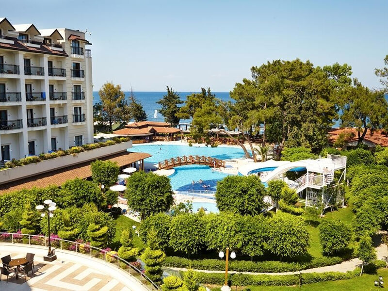Palmet Resort