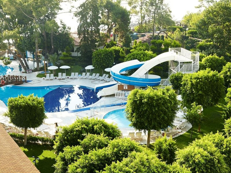 Palmet Resort