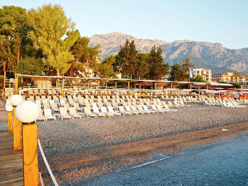 Palmet Resort