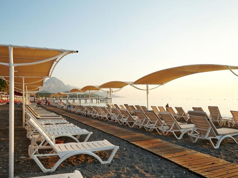 Palmet Resort
