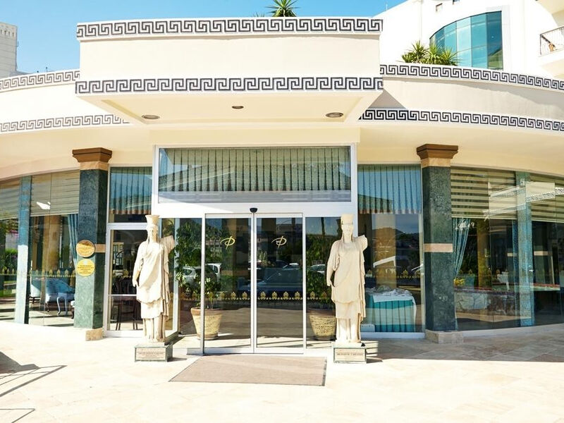 Palmet Resort
