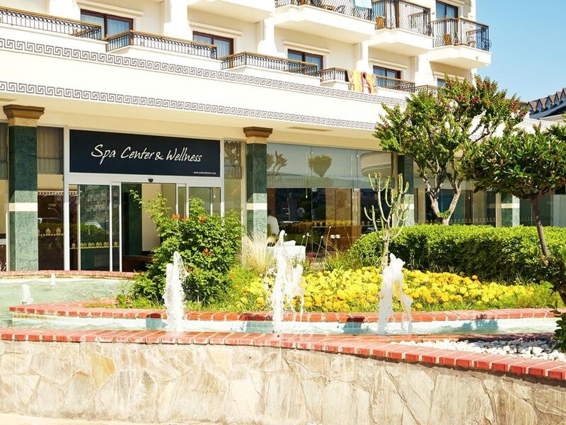 Palmet Resort