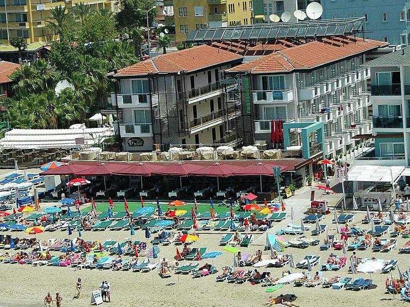 Palmiye Beach