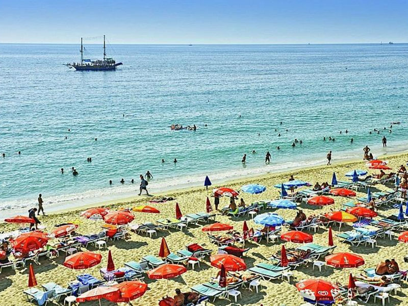 Palmiye Beach