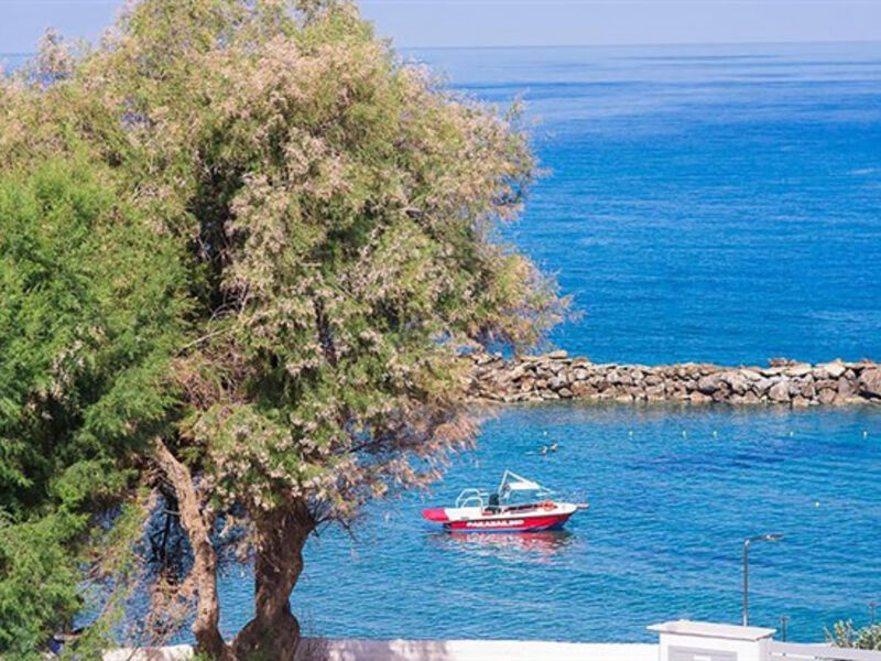 Panormo Beach
