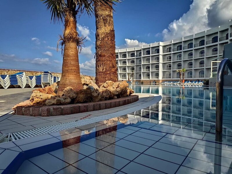 Paradise Bay Resort
