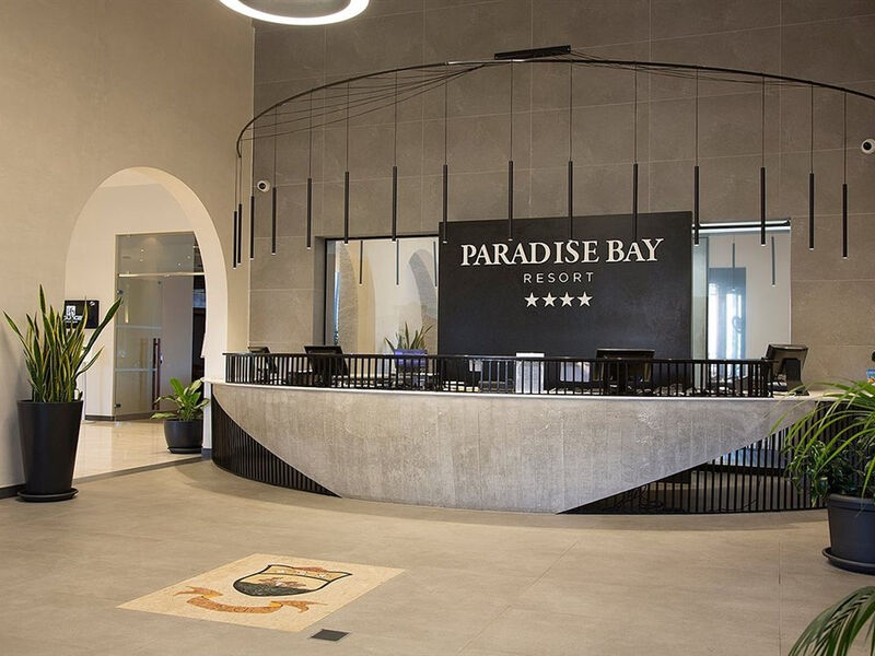Paradise Bay Resort