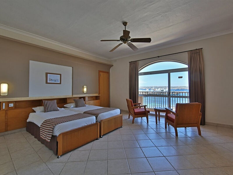 Paradise Bay Resort