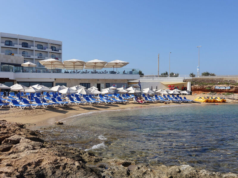 Paradise Bay Resort