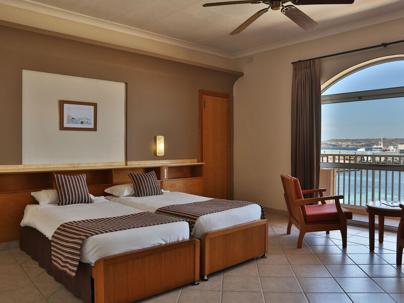 Paradise Bay Resort
