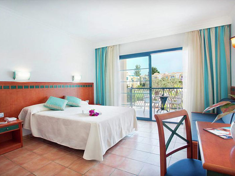 Paradise Club & Spa