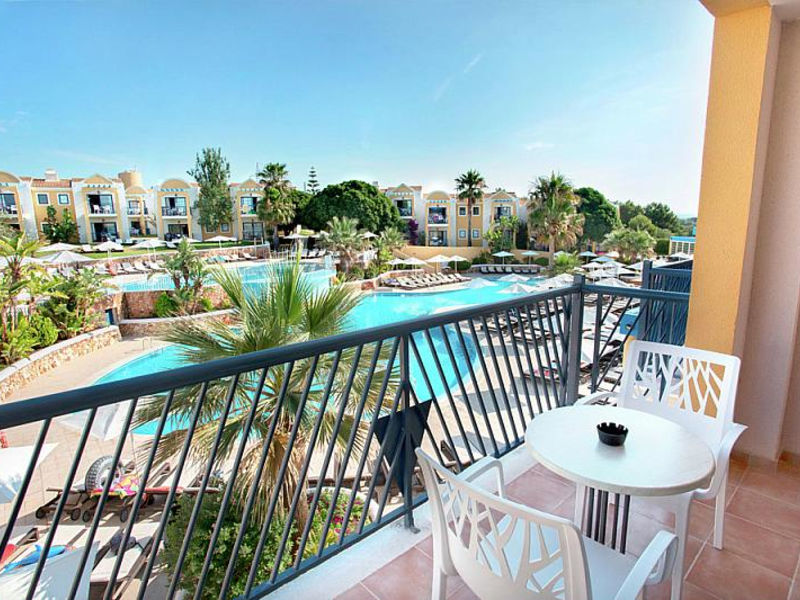 Paradise Club & Spa