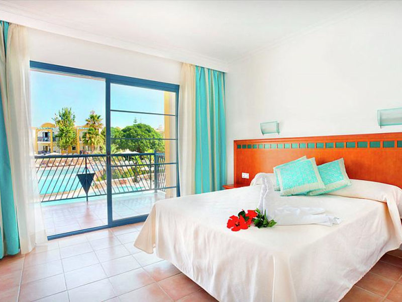 Paradise Club & Spa