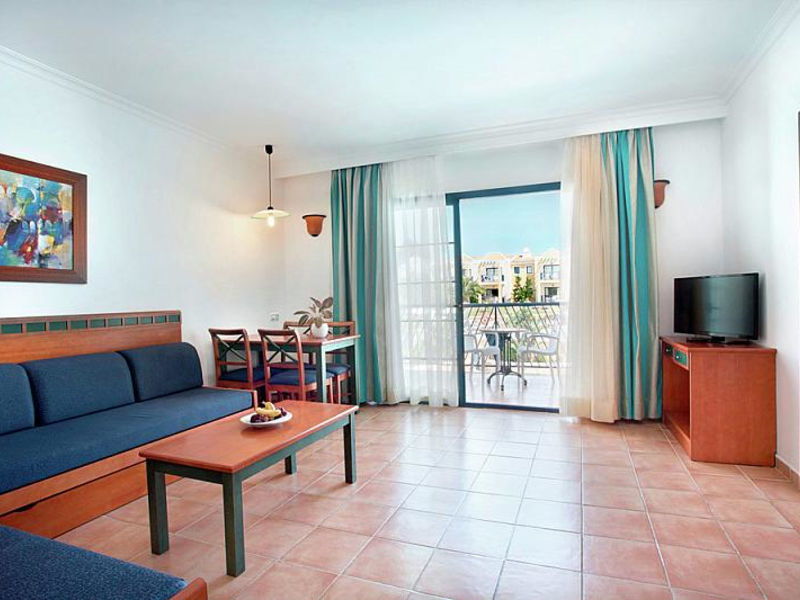 Paradise Club & Spa