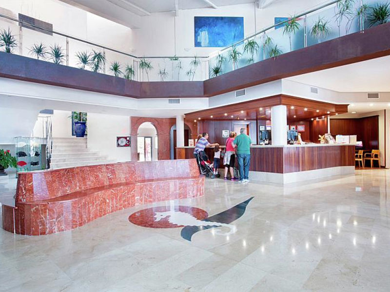 Paradise Club & Spa