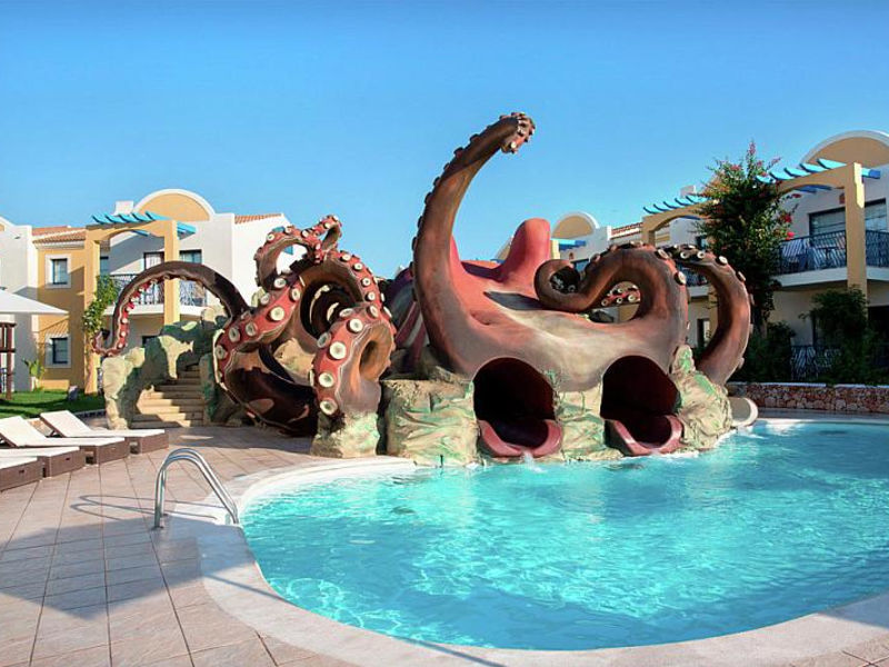 Paradise Club & Spa