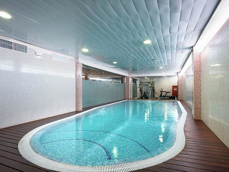 Paradise Club & Spa