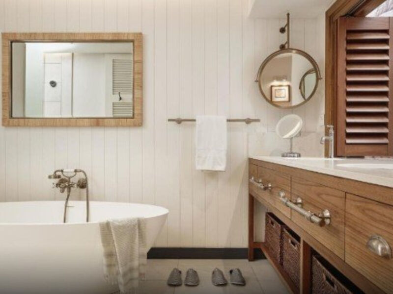 Paradise Cove Boutique