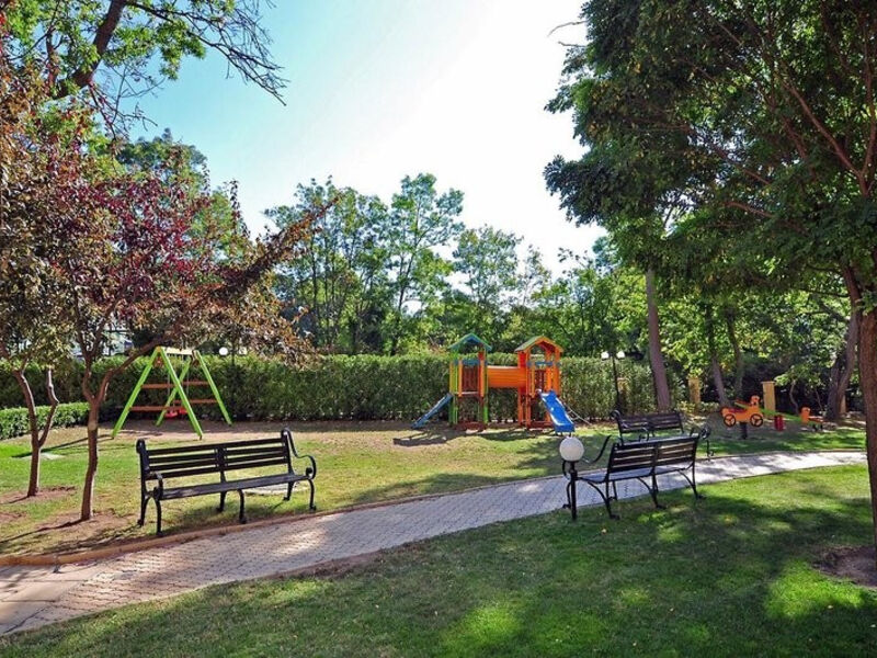 Paradise Green Park