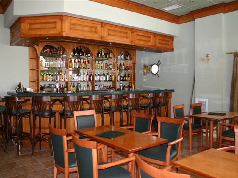 Paradise Inn