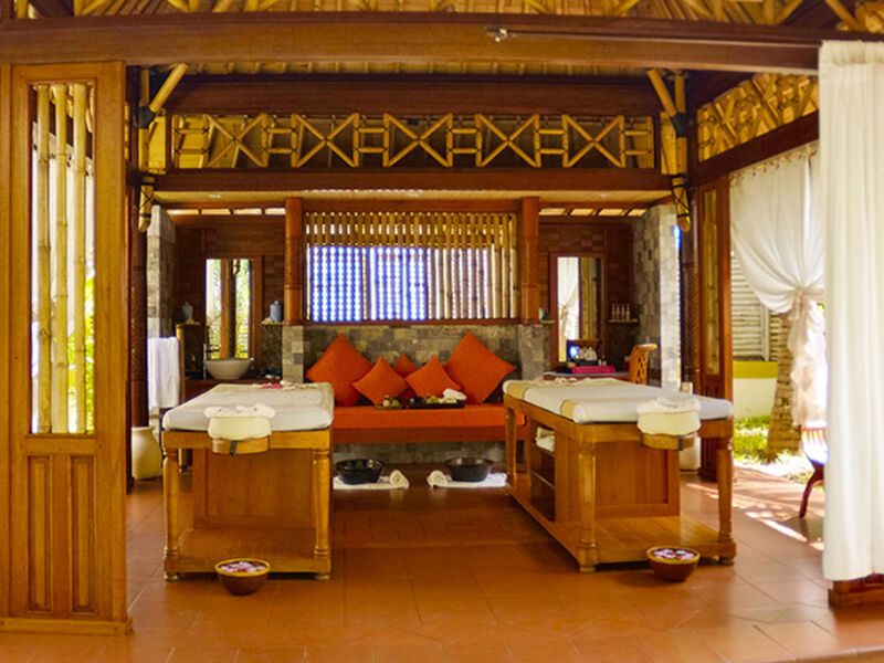 Paradise Island Resort & Spa