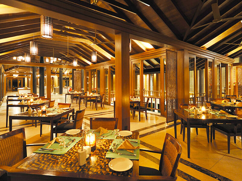 Paradise Island Resort & Spa