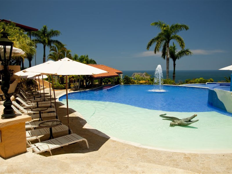 Parador Resort & Spa