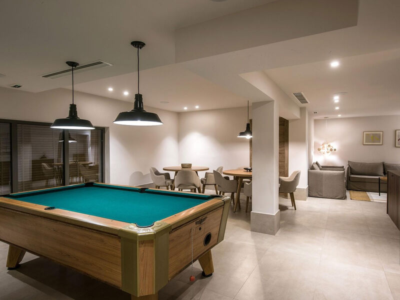 Paralos Venus Suites