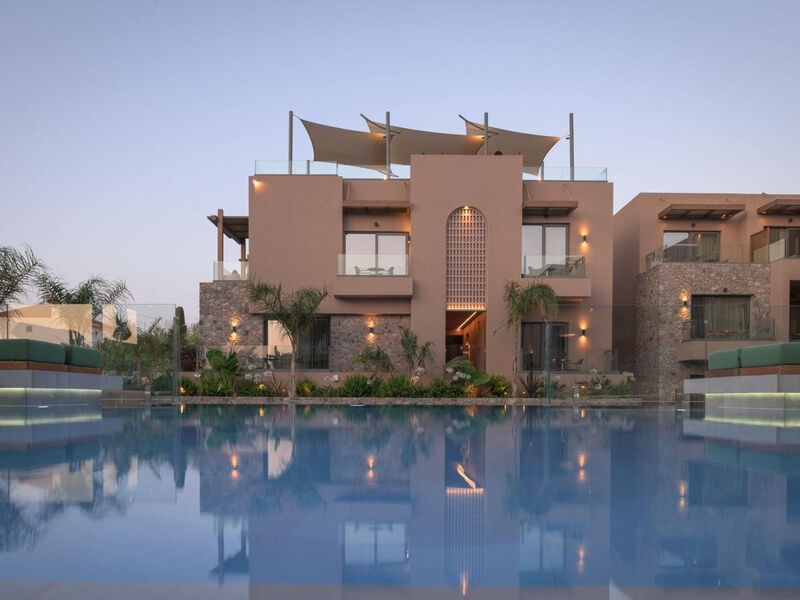 Paralos Venus Suites