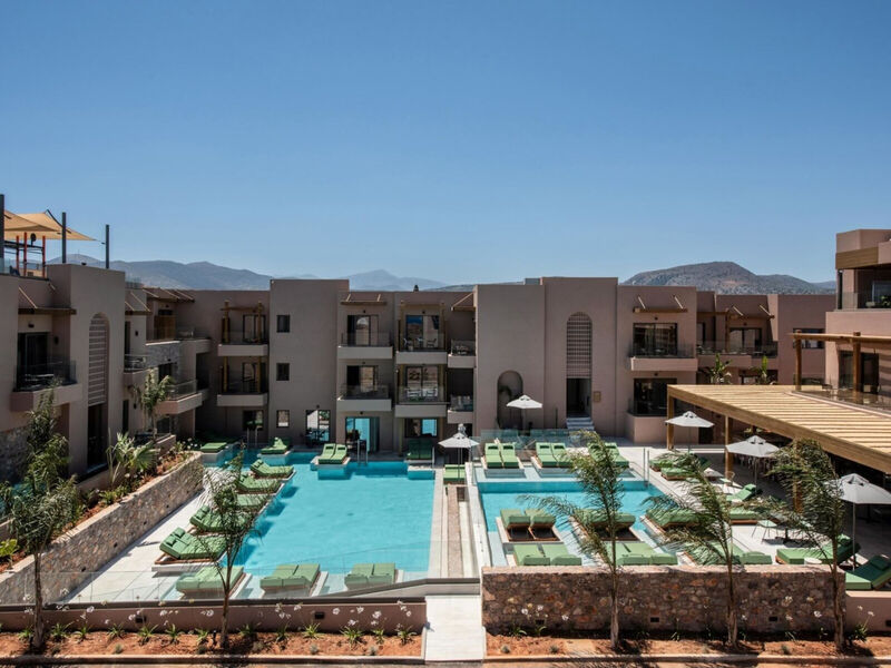 Paralos Venus Suites