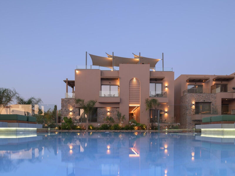 Paralos Venus Suites