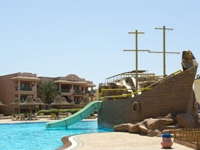 Parrotel Aqua Park Resort