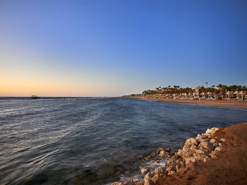 Parrotel Beach Resort