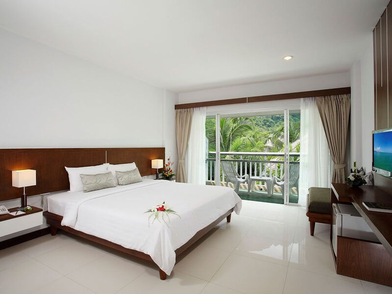 Peace Laguna Resort & Spa