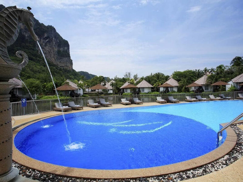 Peace Laguna Resort & Spa