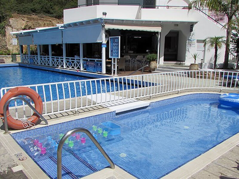 Pefkos Beach