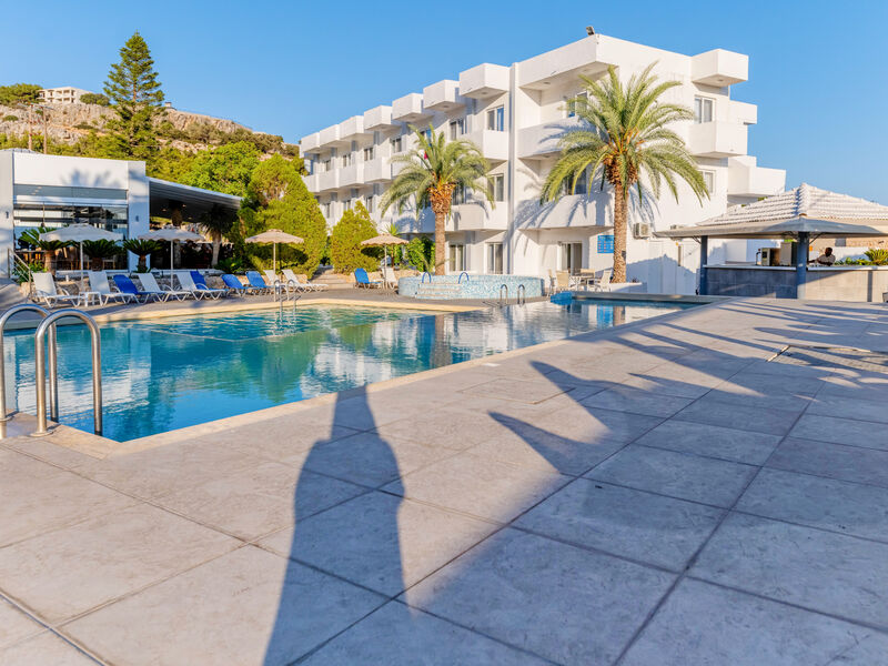 Pefkos Beach