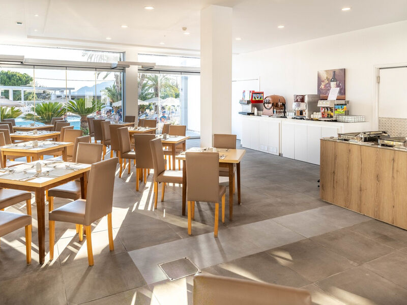 Pefkos Breeze Family Resort