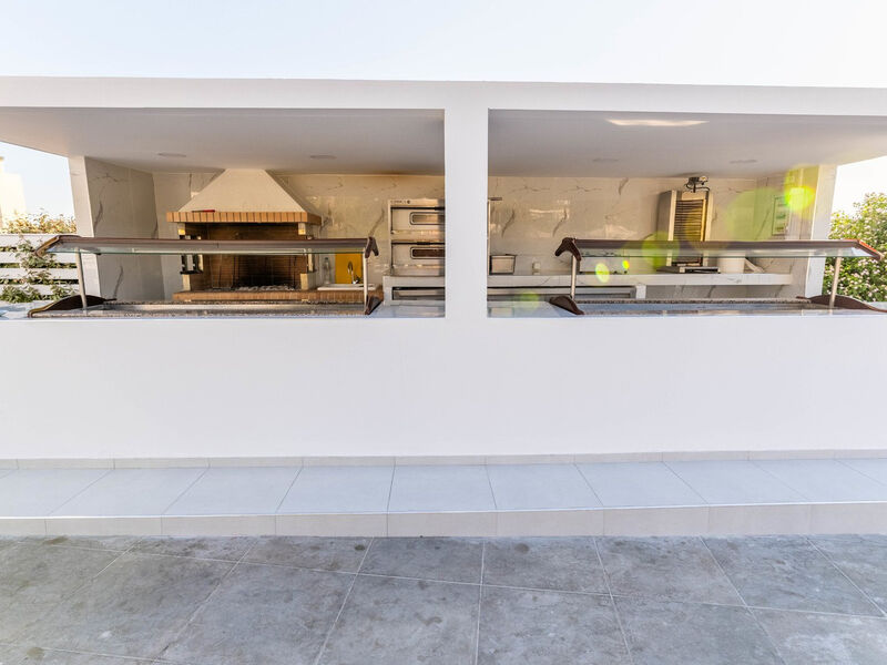 Pefkos Breeze Family Resort