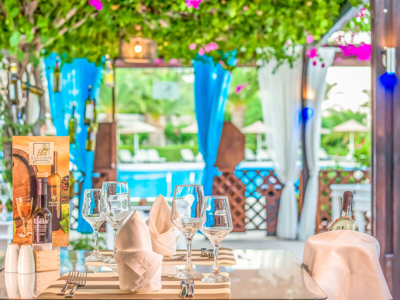 Pegasos Beach & Deluxe Resort