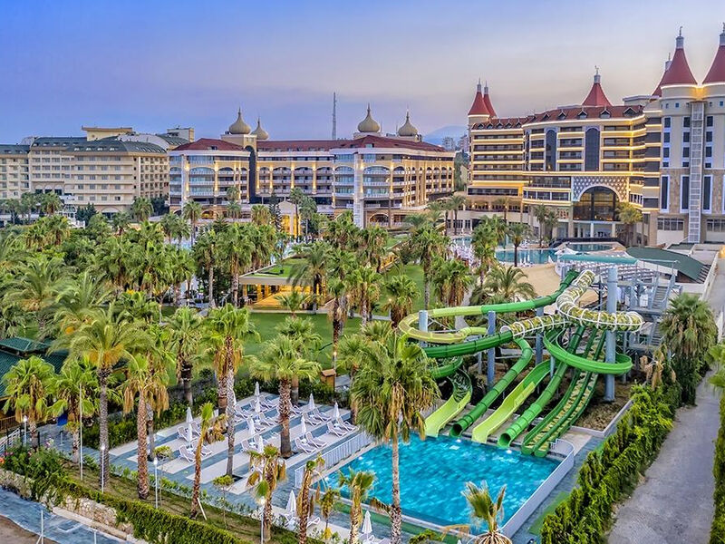 Suntopia Pegasos World