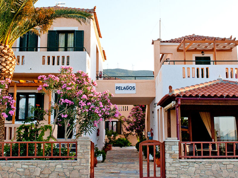 Pelagos studios & apartments