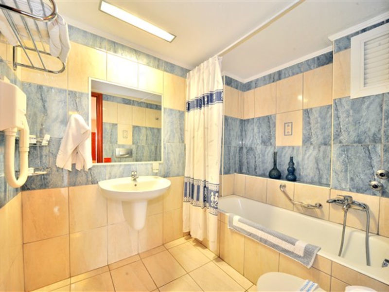 Pelopas Suites