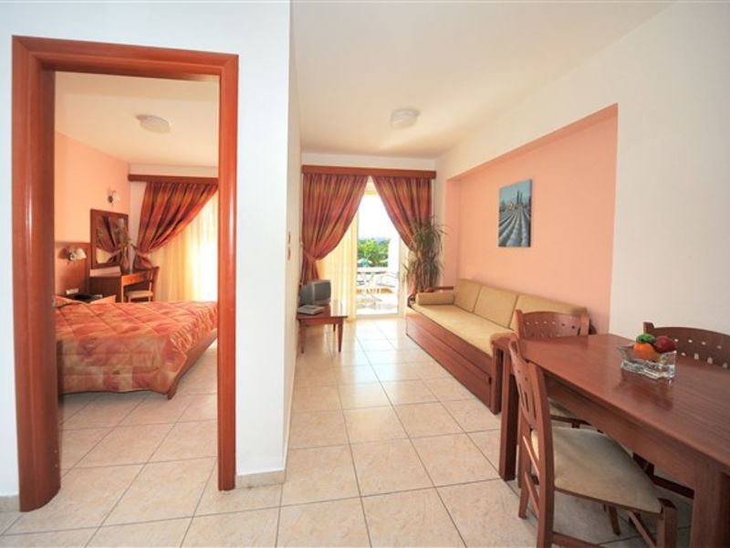 Pelopas Suites